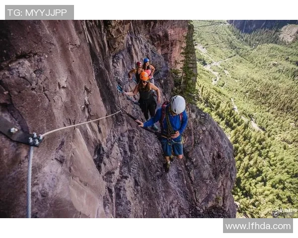 广州攀岩队防反体系解析与攀岩战术的深度探讨
