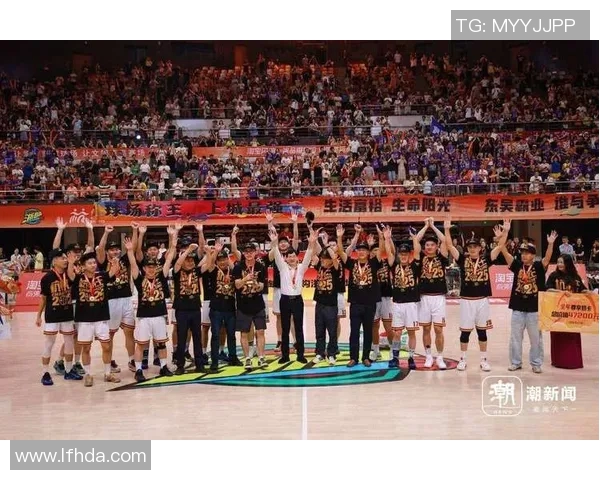 杭州攀岩队团队协作的独特优势与其他队伍的深度对比分析