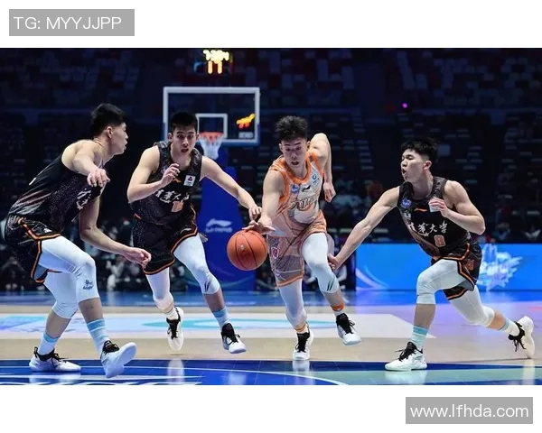 广州篮球队的崛起之路：钻石联赛特别报道揭示成长背后的故事